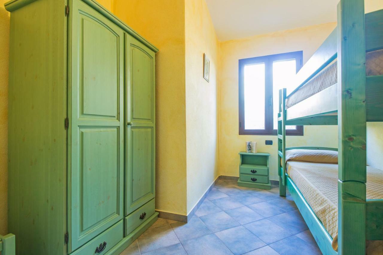 Appartamento Magnolia Cala Liberotto Exterior foto